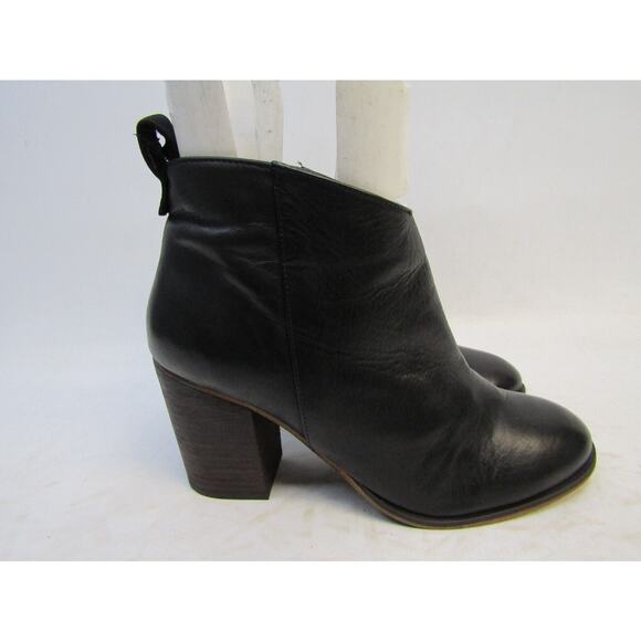 BP Womens Size 8 M Black Leather Zip Ankle Fashion Boots Bootie - Picture 3 of 11